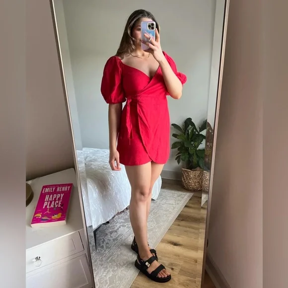 Abercrombie & Fitch linen blend wrap dress in red with angel sleeves - Small - Picture 5 of 7